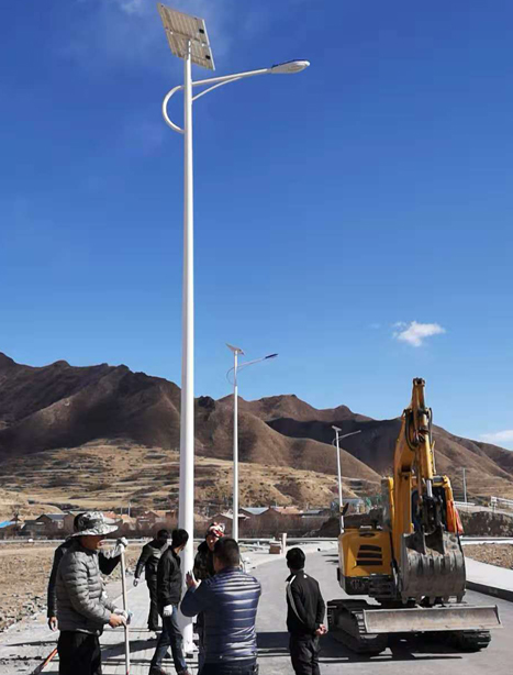 甘南碌曲10米夏河太阳能路灯项目